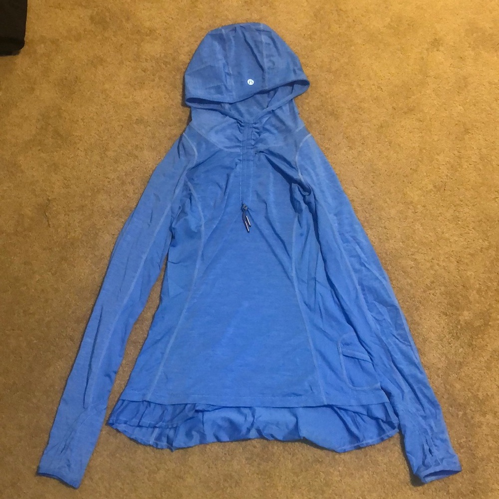Women’s Blue lululemon Light sweater